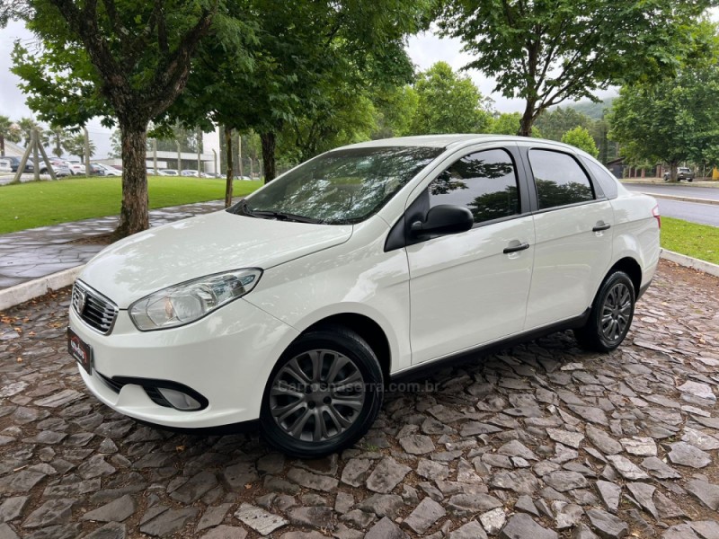 grand siena 1.4 mpi attractive 8v flex 4p manual 2018 dois irmaos