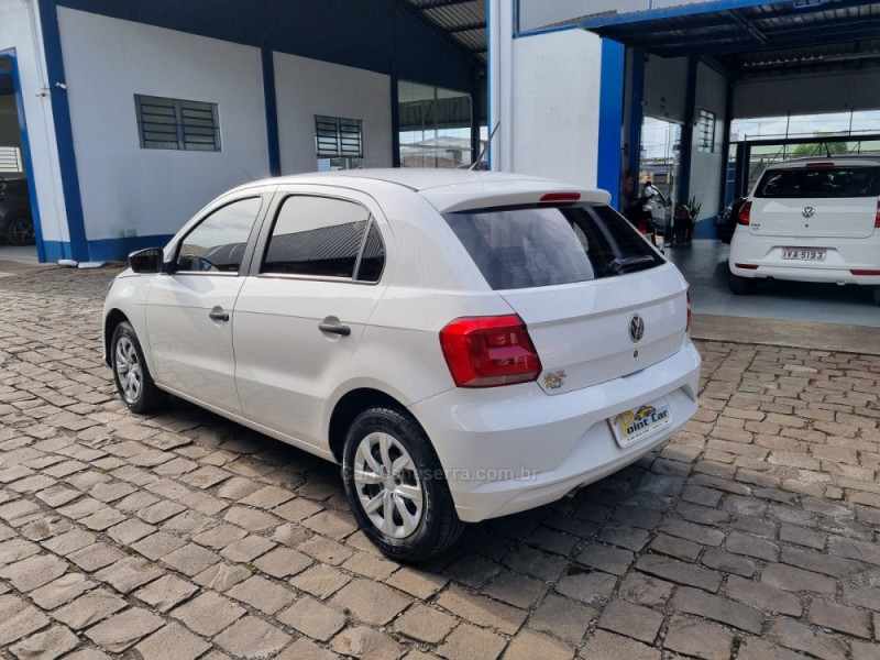 GOL 1.0 12V MPI TOTALFLEX 4P MANUAL - 2022 - VACARIA