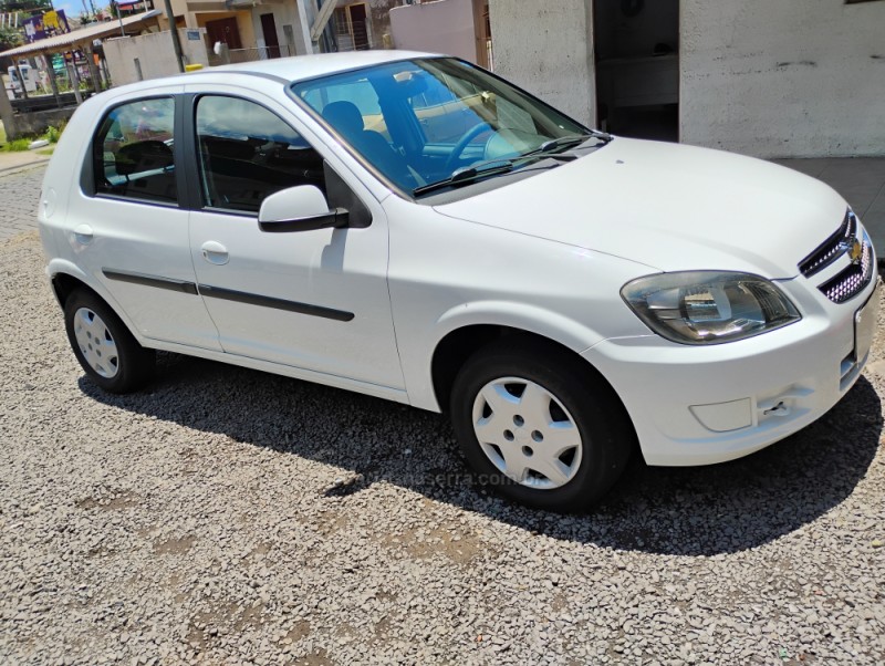 CELTA 1.0 MPFI LT 8V FLEX 4P MANUAL - 2015 - CAXIAS DO SUL