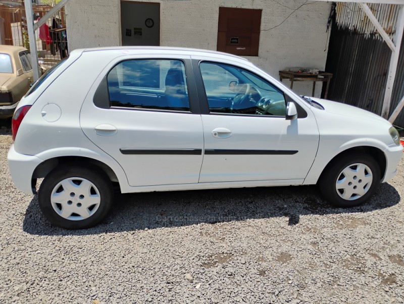 CELTA 1.0 MPFI LT 8V FLEX 4P MANUAL - 2015 - CAXIAS DO SUL