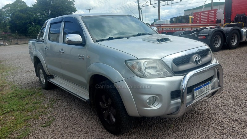 HILUX 3.0 SRV 4X4 CD 16V TURBO INTERCOOLER DIESEL 4P MANUAL - 2010 - GARIBALDI