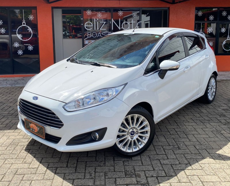 FIESTA 1.6 TITANIUM HATCH 16V FLEX 4P AUTOMÁTICO - 2017 - CANELA