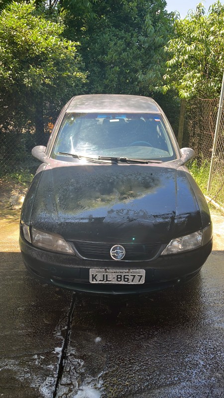 VECTRA 2.0 MPFI GLS 8V GASOLINA 4P MANUAL