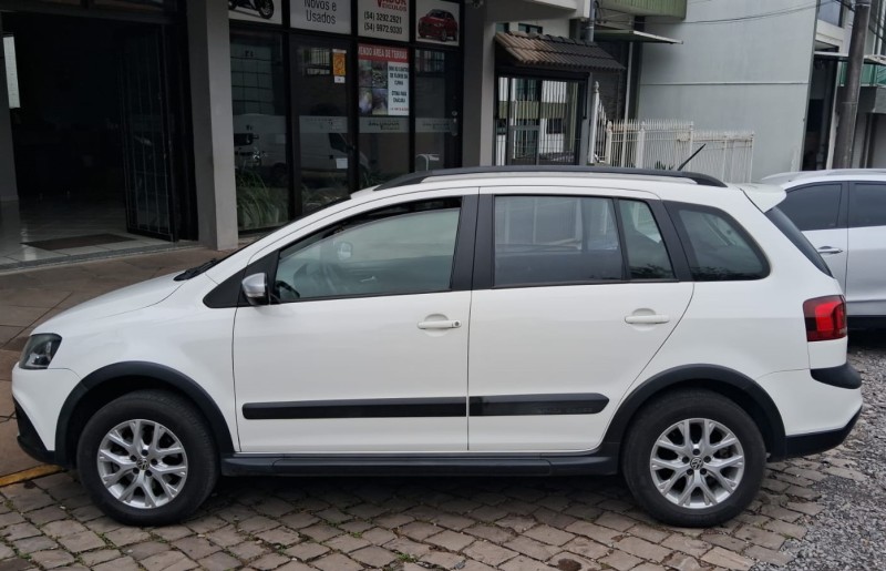 SPACE CROSS 1.6 MI 8V FLEX 4P MANUAL - 2014 - FLORES DA CUNHA