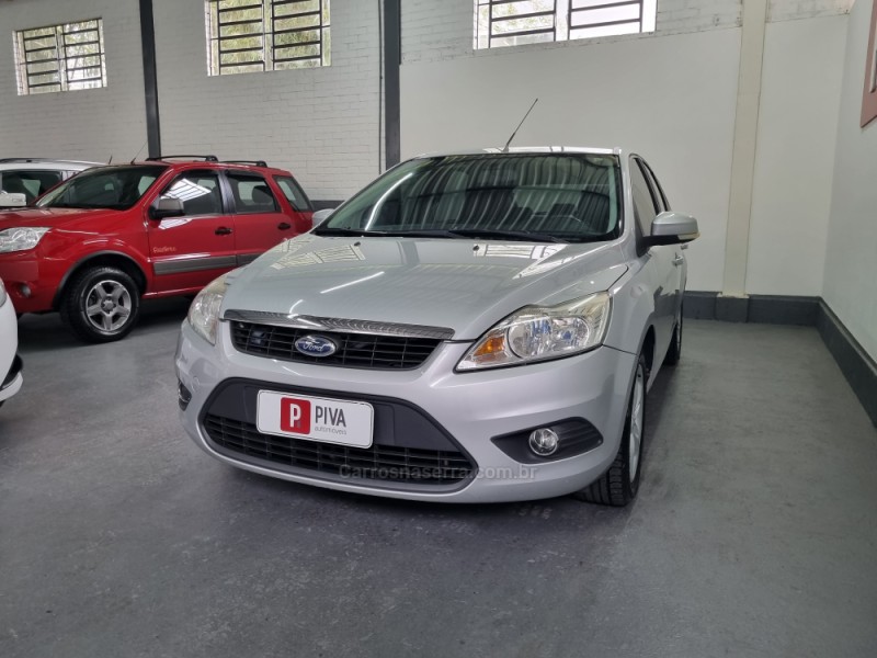 FOCUS 1.6 GLX 16V FLEX 4P MANUAL - 2011 - GARIBALDI