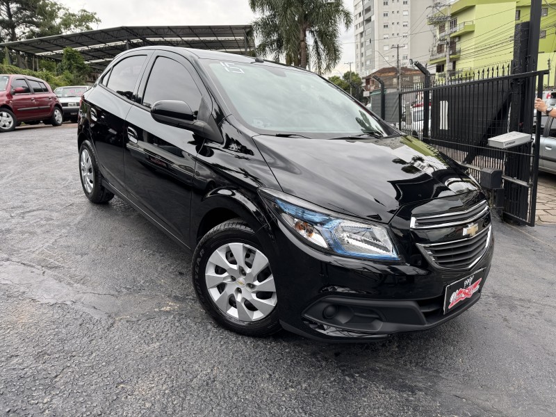 ONIX 1.4 MPFI LT 8V FLEX 4P MANUAL - 2015 - CAXIAS DO SUL