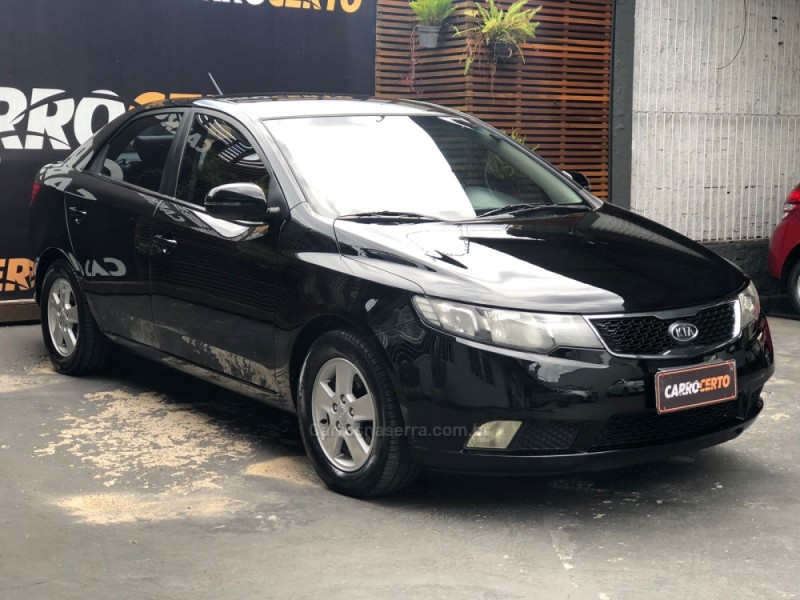 CERATO 1.6 EX SEDAN 16V GASOLINA 4P AUTOMÁTICO - 2013 - NOVO HAMBURGO