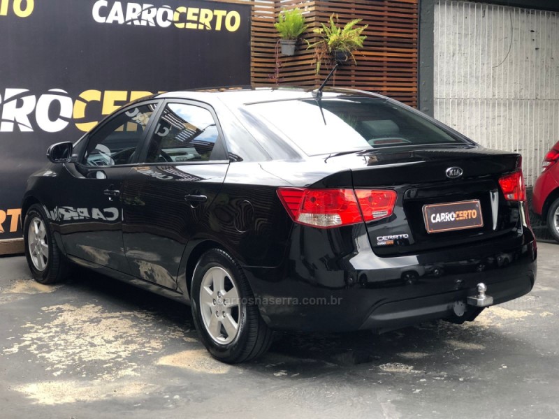 CERATO 1.6 EX SEDAN 16V GASOLINA 4P AUTOMÁTICO - 2013 - NOVO HAMBURGO