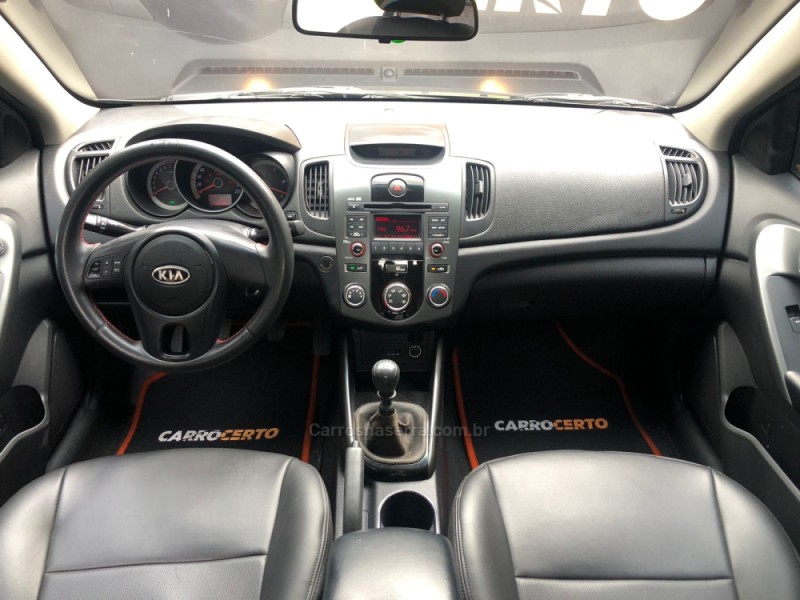 CERATO 1.6 EX SEDAN 16V GASOLINA 4P AUTOMÁTICO - 2013 - NOVO HAMBURGO