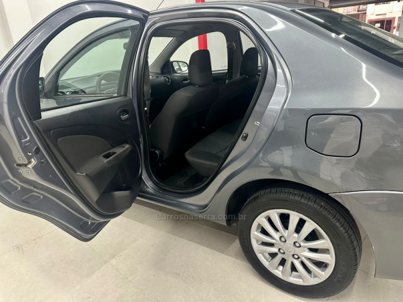 ETIOS 1.5 XLS SEDAN 16V FLEX 4P MANUAL - 2014 - CAXIAS DO SUL