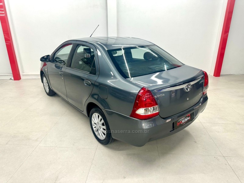 ETIOS 1.5 XLS SEDAN 16V FLEX 4P MANUAL - 2014 - CAXIAS DO SUL