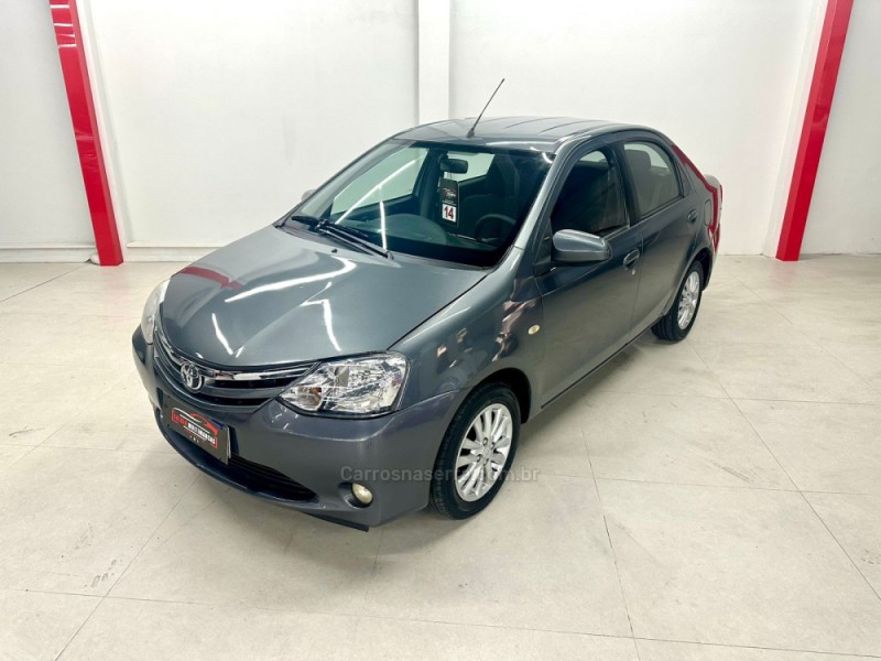 etios 1.5 xls sedan 16v flex 4p manual 2014 caxias do sul