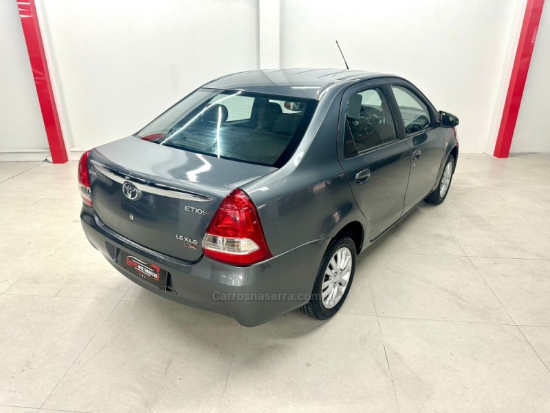 ETIOS 1.5 XLS SEDAN 16V FLEX 4P MANUAL - 2014 - CAXIAS DO SUL