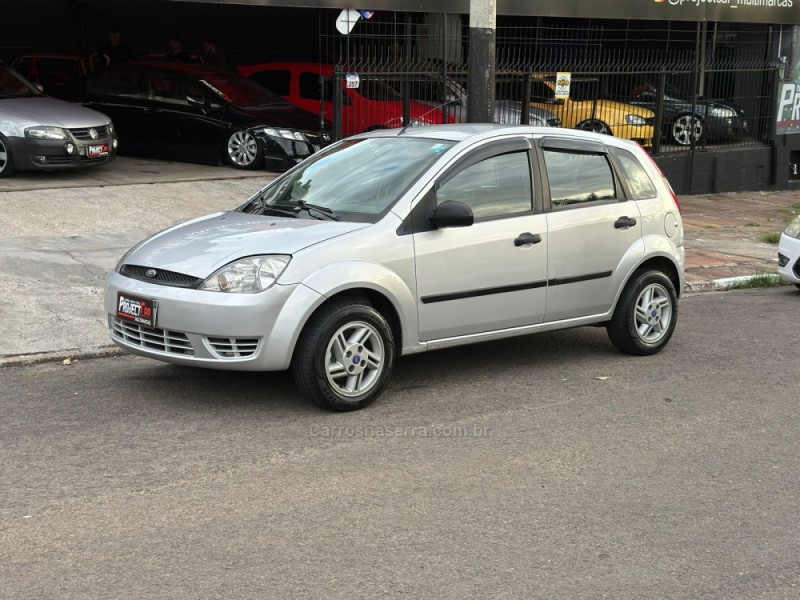 FIESTA 1.0 MPI PERSONNALITÉ 8V FLEX 4P MANUAL - 2005 - NOVO HAMBURGO