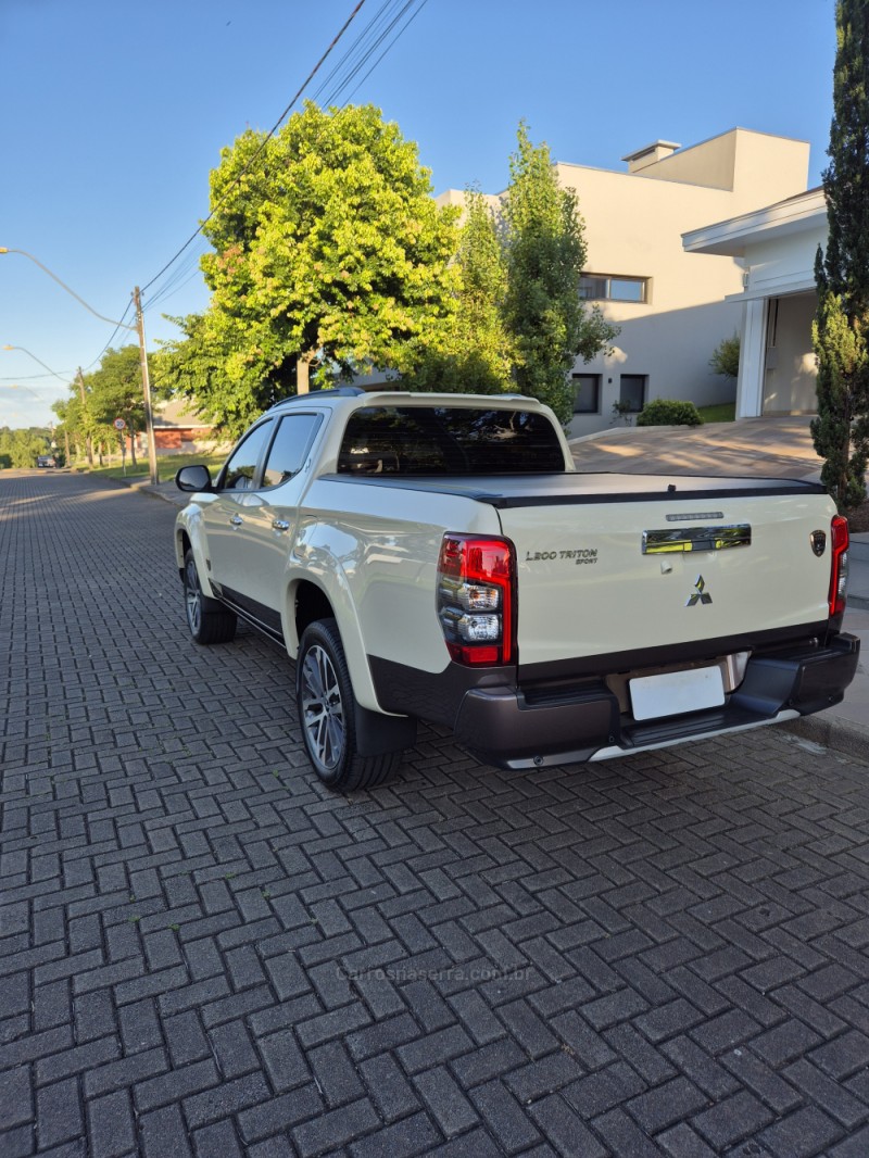 L200 TRITON 2.4 16V TURBO SPORT 4X4 HPE-S TERRA CD DIESEL 4P AUTOMÁTICO - 2025 - BENTO GONçALVES