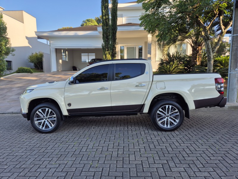 L200 TRITON 2.4 16V TURBO SPORT 4X4 HPE-S TERRA CD DIESEL 4P AUTOMÁTICO - 2025 - BENTO GONçALVES