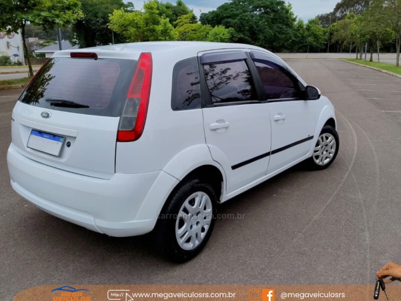 FIESTA 1.0 MPI 8V GASOLINA 4P MANUAL - 2014 - BENTO GONçALVES