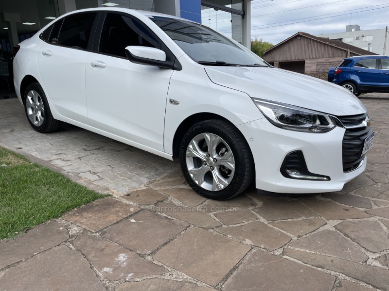 ONIX 1.0	PREMIER II PLUS 12V TURBO FLEX 4P AUTOMÁTICO - 2021 - GUAPORé