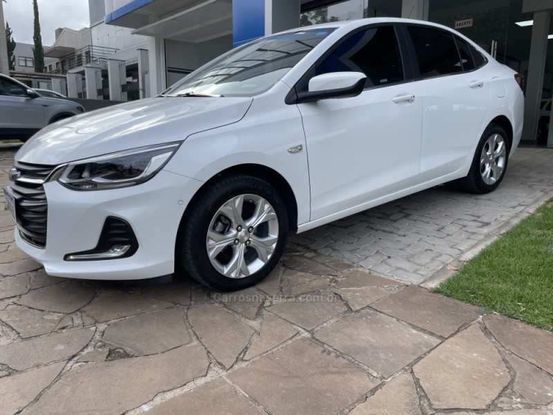 ONIX 1.0	PREMIER II PLUS 12V TURBO FLEX 4P AUTOMÁTICO - 2021 - GUAPORé