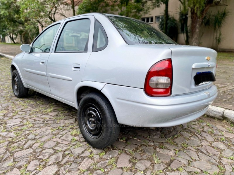 CORSA 1.0 MPFI CLASSIC 8V GASOLINA 4P MANUAL - 2003 - SAPIRANGA