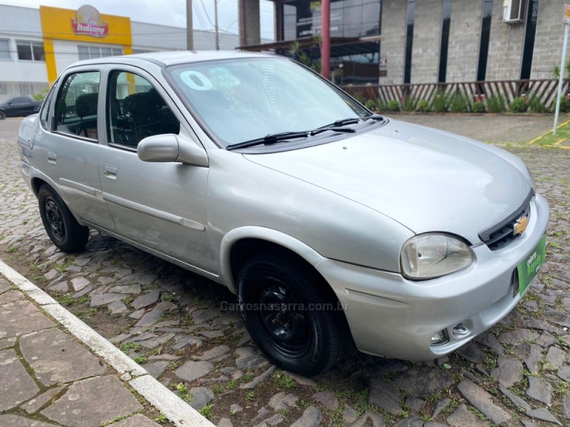 CORSA 1.0 MPFI CLASSIC 8V GASOLINA 4P MANUAL - 2003 - SAPIRANGA