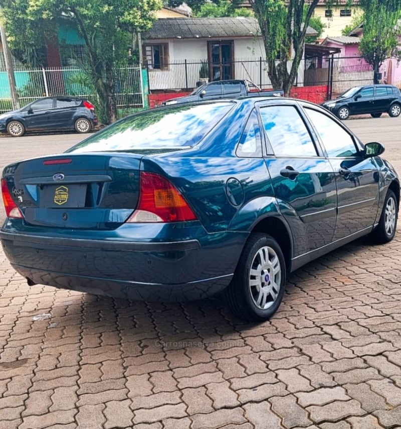 FOCUS 1.6 GLX SEDAN 8V FLEX 4P MANUAL - 2007 - PASSO FUNDO