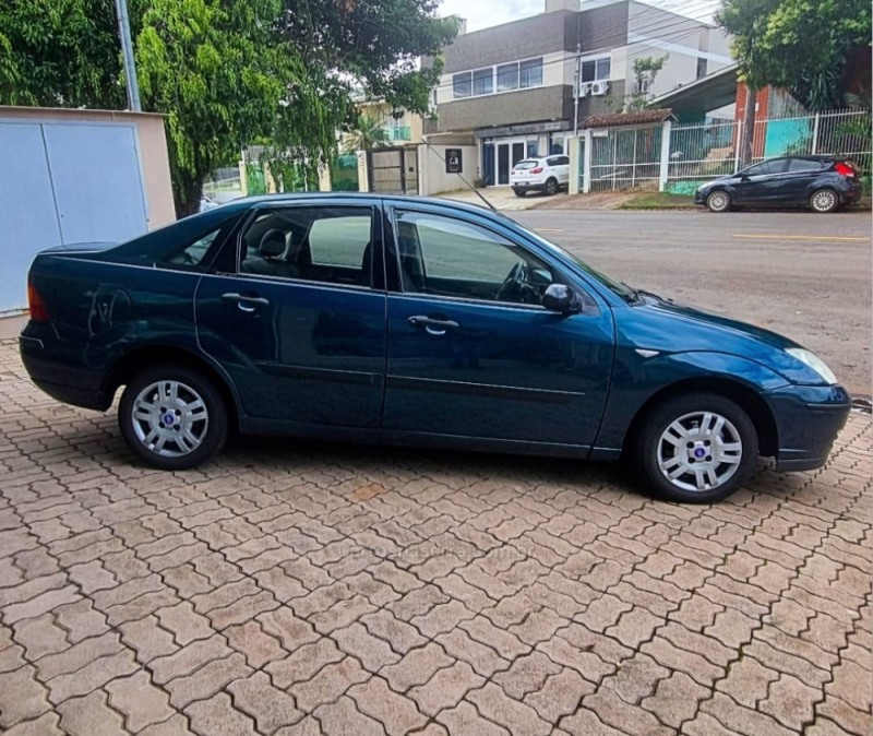 FOCUS 1.6 GLX SEDAN 8V FLEX 4P MANUAL - 2007 - PASSO FUNDO