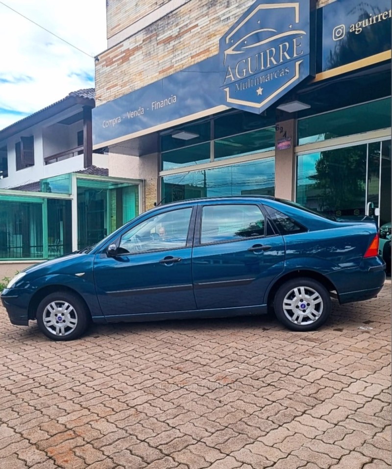 FOCUS 1.6 GLX SEDAN 8V FLEX 4P MANUAL - 2007 - PASSO FUNDO