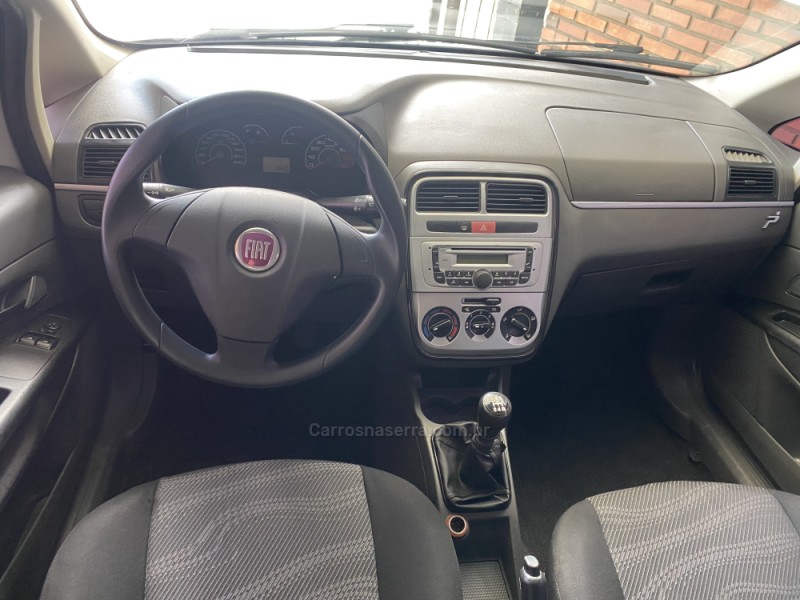 PUNTO 1.4 ATTRACTIVE 8V FLEX 4P MANUAL - 2011 - CAXIAS DO SUL