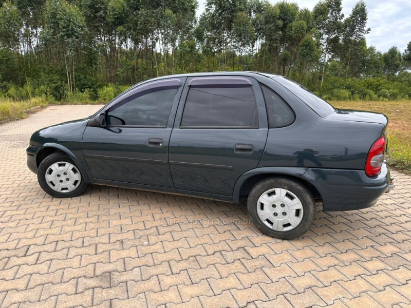 CORSA 1.0 MPFI CLASSIC SEDAN SPIRIT 8V FLEX 4P MANUAL - 2008 - PORTãO