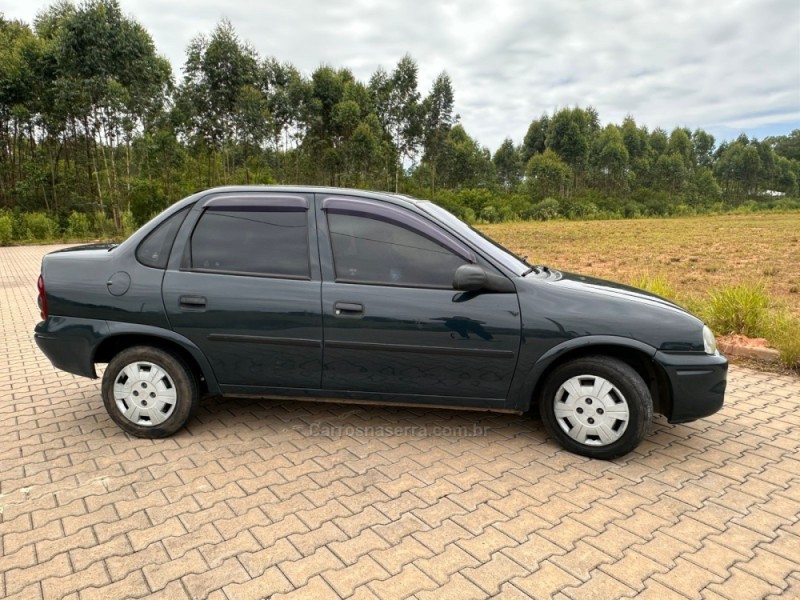 CORSA 1.0 MPFI CLASSIC SEDAN SPIRIT 8V FLEX 4P MANUAL - 2008 - PORTãO