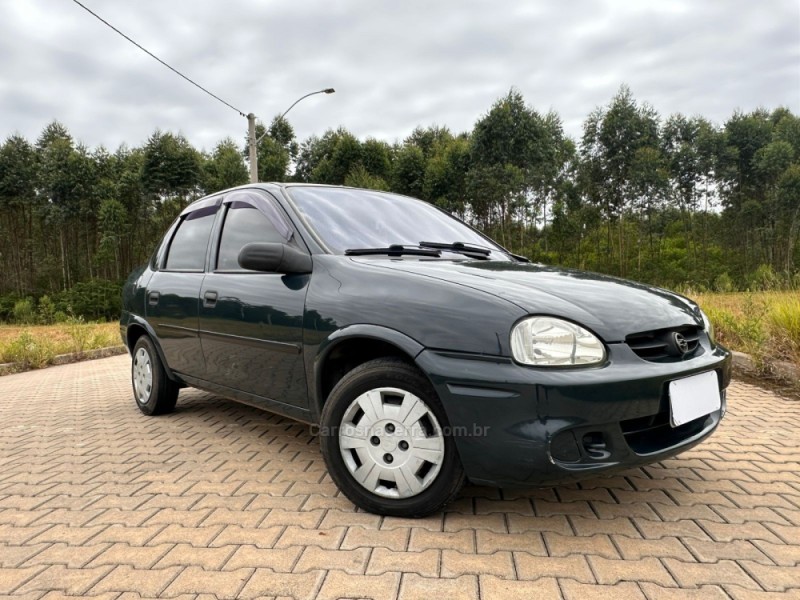 CORSA 1.0 MPFI CLASSIC SEDAN SPIRIT 8V FLEX 4P MANUAL - 2008 - PORTãO