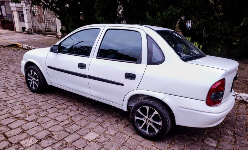 CORSA 1.0 MPFI MILENIUM SEDAN 8V GASOLINA 4P MANUAL - 2002 - FARROUPILHA