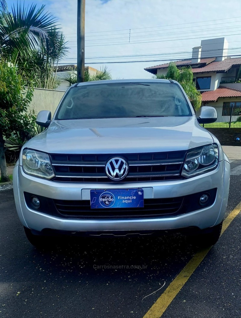 AMAROK 2.0 4X4 CD 16V TURBO INTERCOOLER DIESEL 4P MANUAL - 2011 - CAMPO BOM