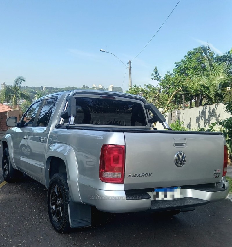 AMAROK 2.0 4X4 CD 16V TURBO INTERCOOLER DIESEL 4P MANUAL - 2011 - CAMPO BOM