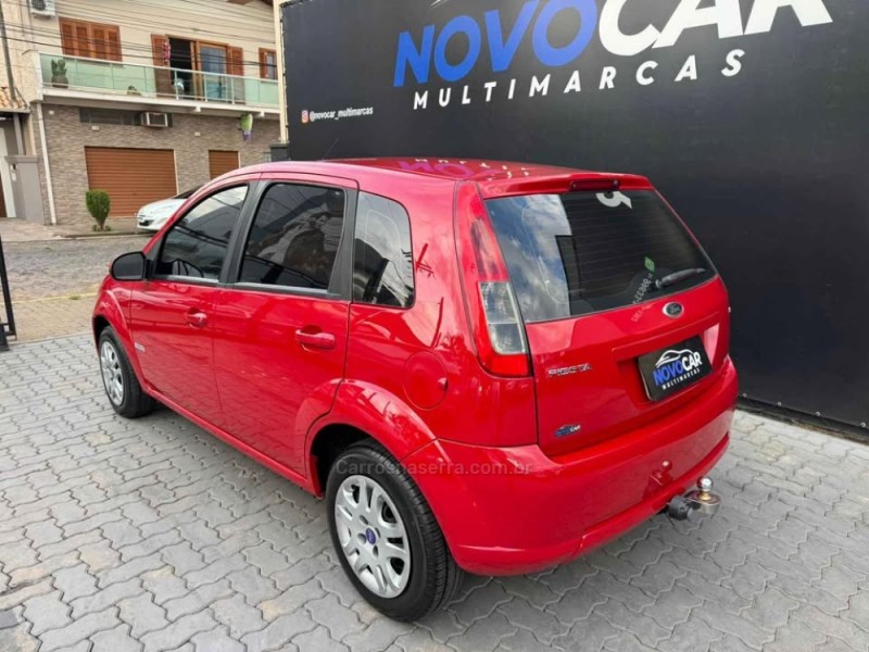 FIESTA 1.6 MPI CLASS HATCH 8V FLEX 4P MANUAL - 2013 - ESTâNCIA VELHA