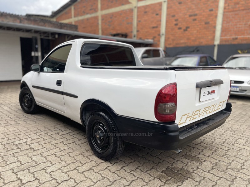 CORSA 1.6 MPFI RODEIO CS PICK-UP 8V GASOLINA 2P MANUAL - 2002 - CAMPO BOM