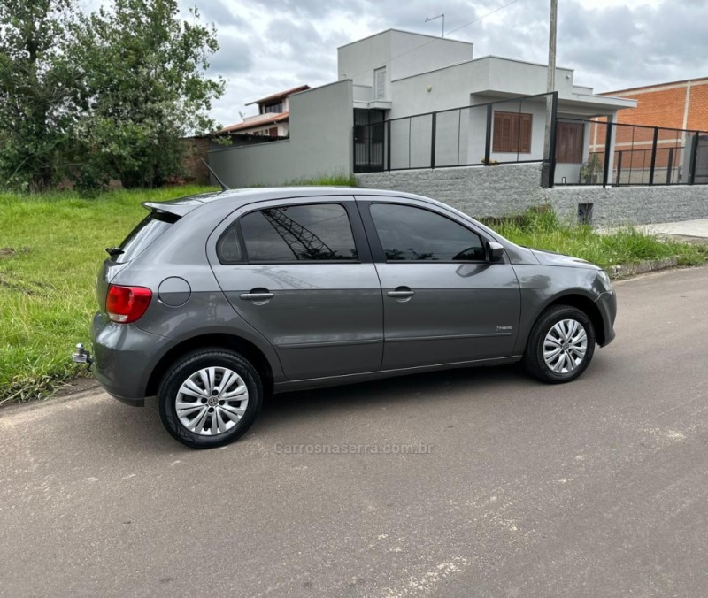 GOL 1.0 8V I-TRED FLEX 4P MANUAL - 2013 - CAMPO BOM