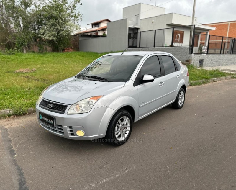 fiesta 1.6 mpi class sedan 8v flex 4p manual 2009 campo bom