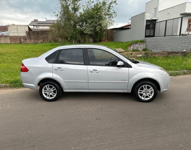 FIESTA 1.6 MPI CLASS SEDAN 8V FLEX 4P MANUAL - 2009 - CAMPO BOM