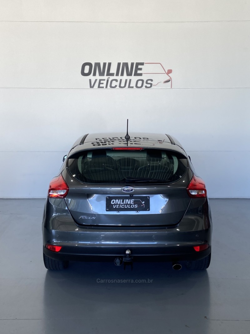 FOCUS 2.0 SE PLUS FASTBACK 16V FLEX 4P AUTOMÁTICO - 2019 - FARROUPILHA