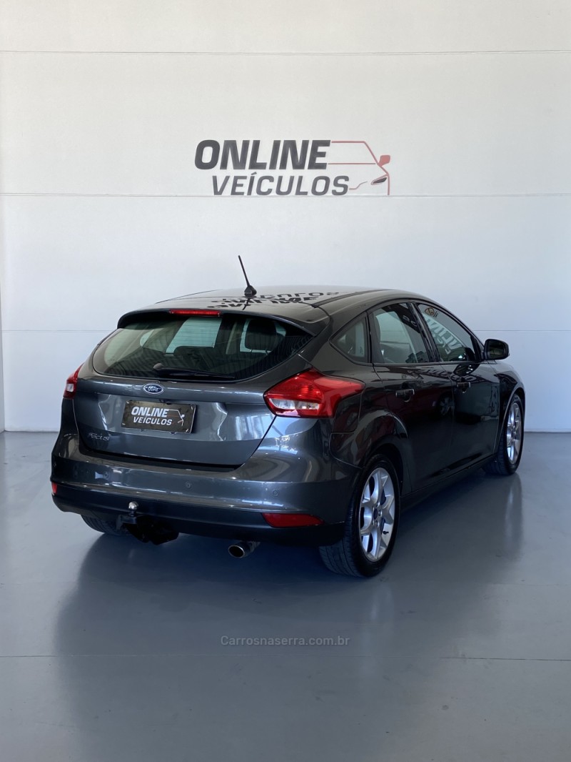 FOCUS 2.0 SE PLUS FASTBACK 16V FLEX 4P AUTOMÁTICO - 2019 - FARROUPILHA