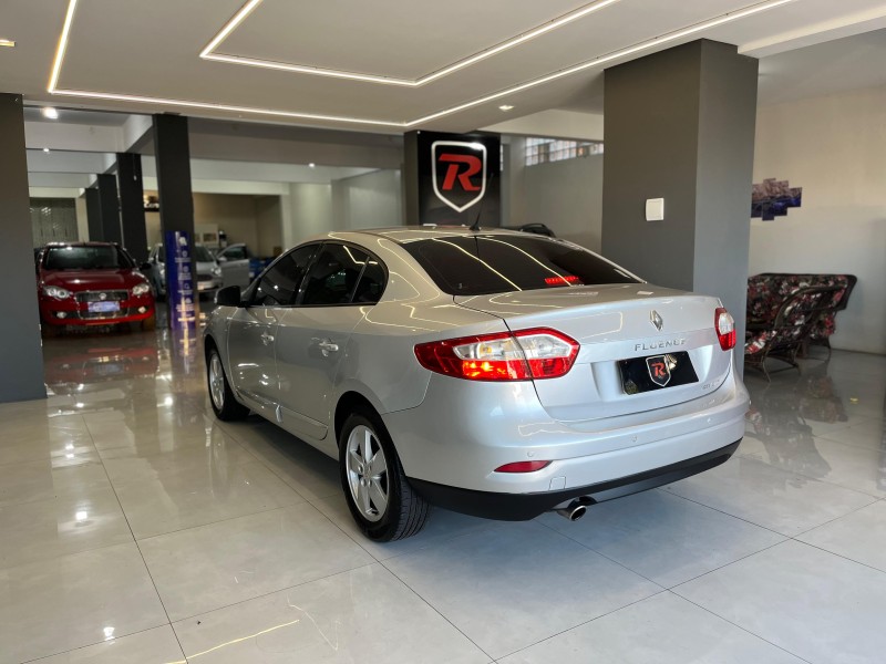 FLUENCE 2.0 DYNAMIQUE PLUS 16V FLEX 4P AUTOMÁTICO - 2013 - BENTO GONçALVES