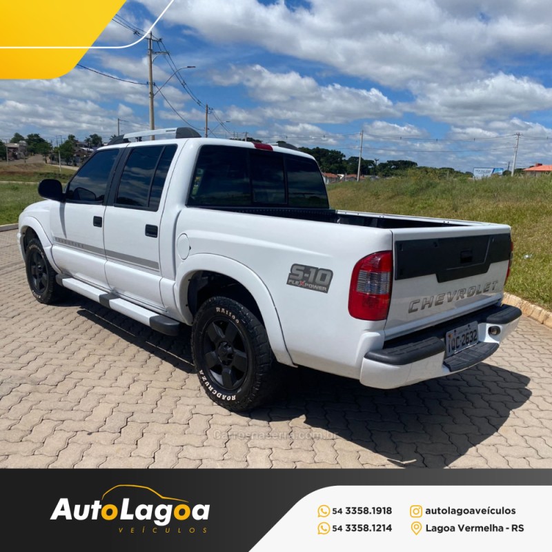 S10 2.4 MPFI EXECUTIVE 4X2 CD 8V FLEX 4P MANUAL - 2010 - LAGOA VERMELHA