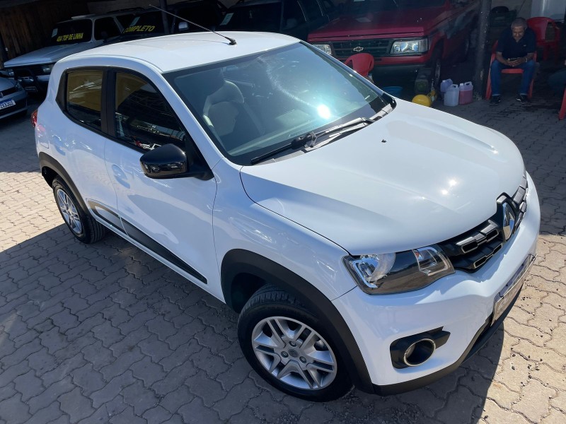 kwid 1.0 12v sce flex intense manual 2021 caxias do sul