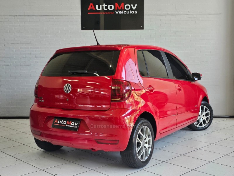 FOX 1.0 ITREND 8V FLEX 4P MANUAL - 2011 - CAXIAS DO SUL