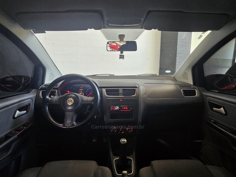 FOX 1.0 ITREND 8V FLEX 4P MANUAL - 2011 - CAXIAS DO SUL