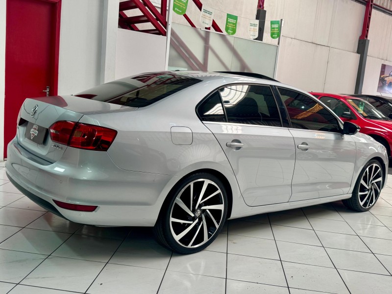 JETTA 2.0 TSI HIGHLINE 200CV GASOLINA 4P TIPTRONIC - 2012 - NOVO HAMBURGO