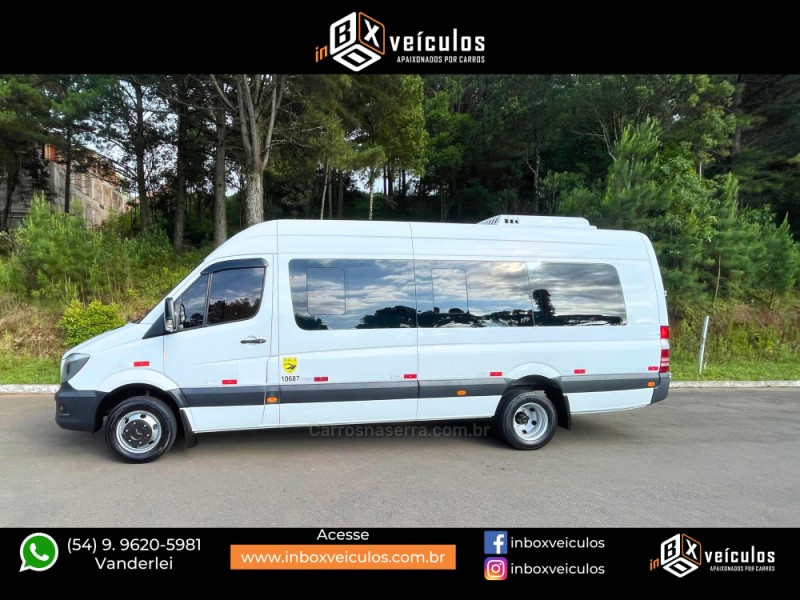 SPRINTER 2.2 515 CDI VAN 18 LUGARES TETO ALTO 16V BI-TURBO DIESEL MANUAL - 2017 - GRAMADO