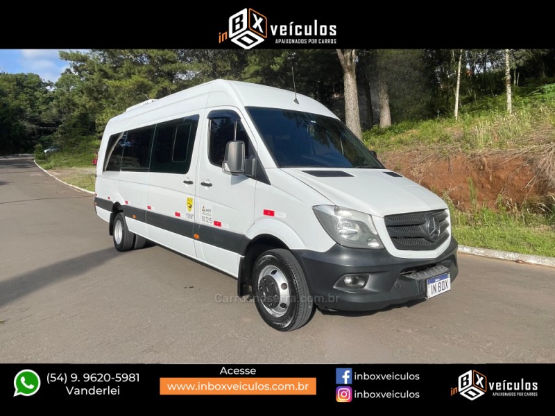 SPRINTER 2.2 515 CDI VAN 18 LUGARES TETO ALTO 16V BI-TURBO DIESEL MANUAL - 2017 - GRAMADO